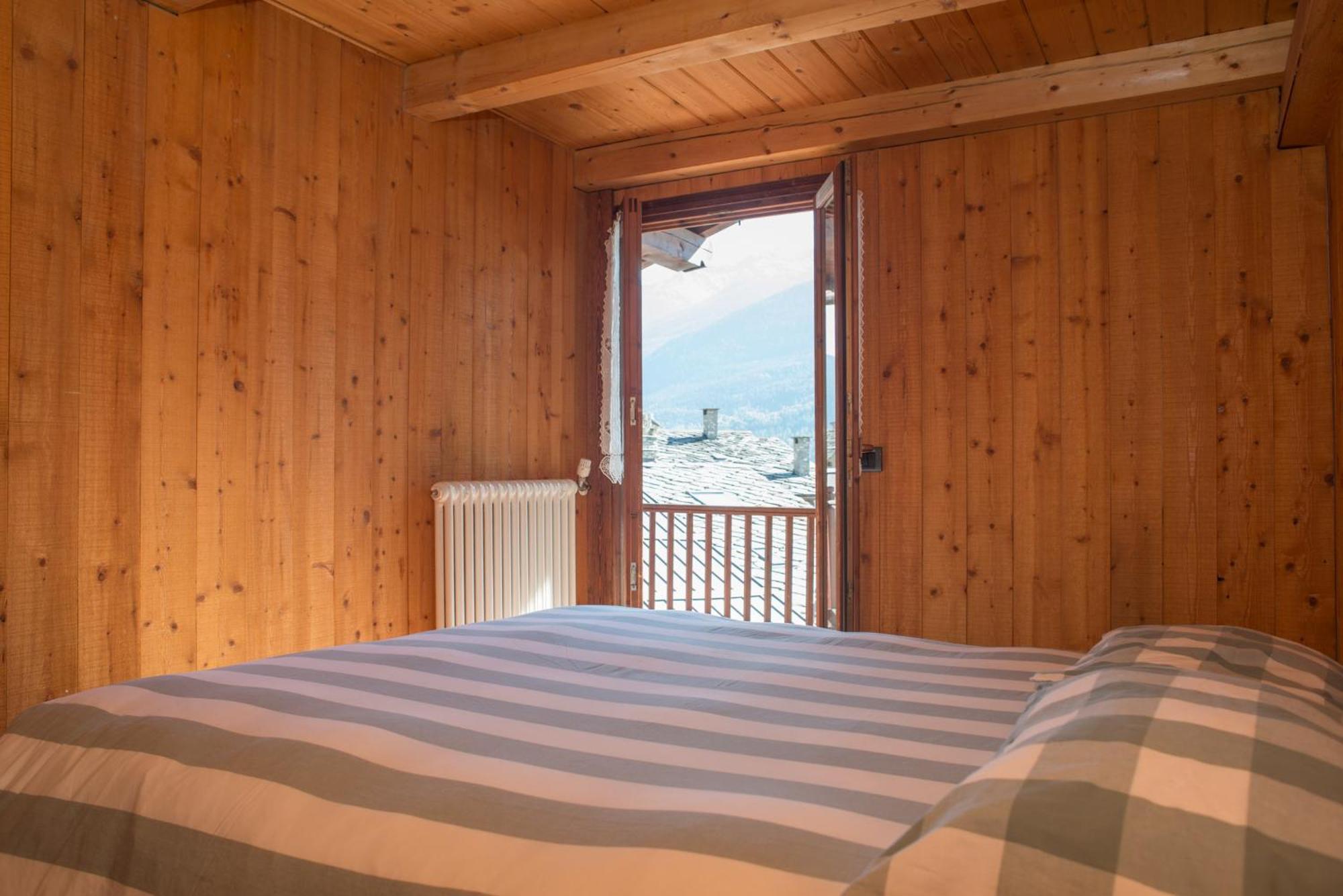 Mont Blanc Apartments Morgex Room photo